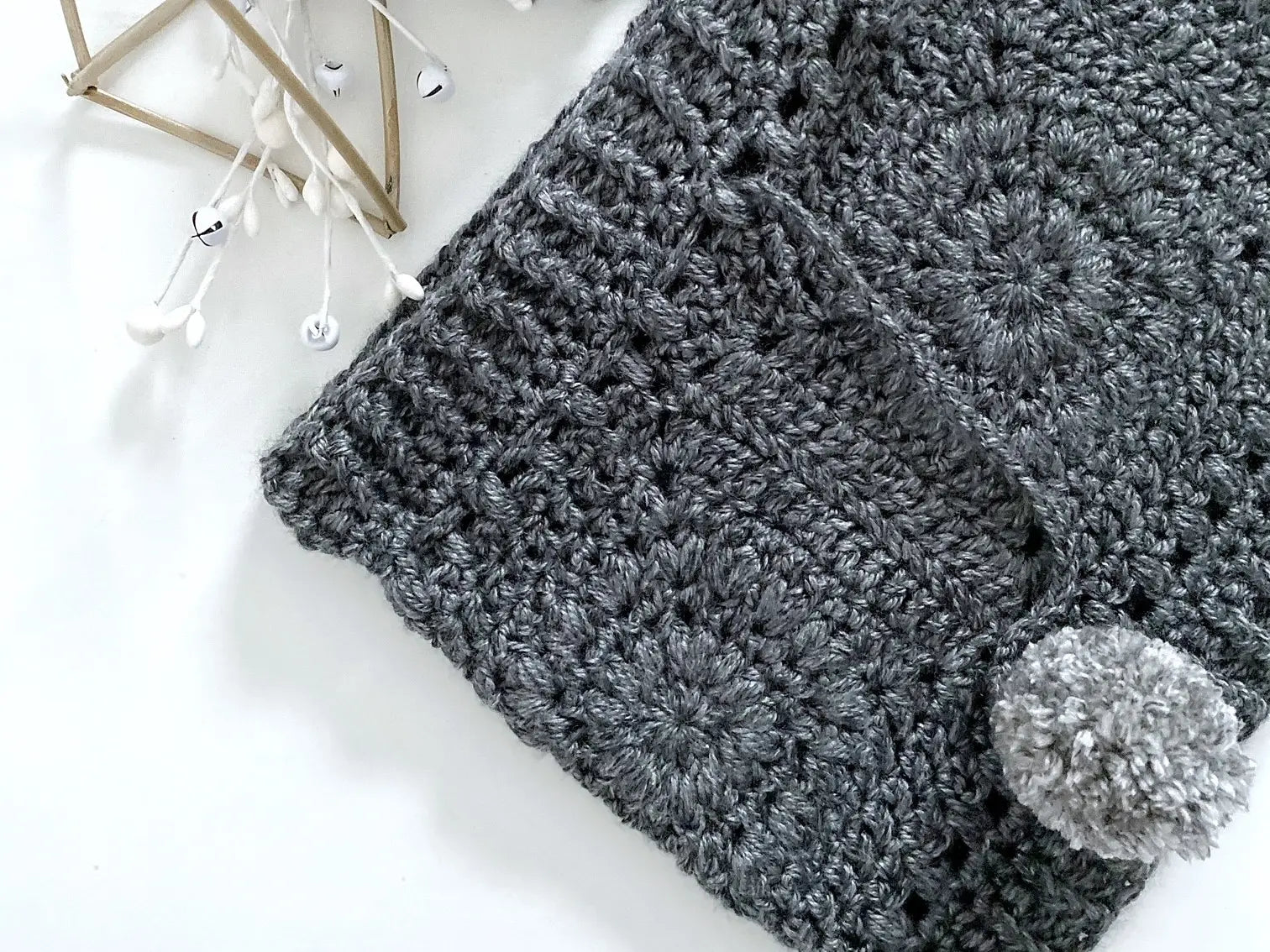 Cascade Motif Cowl
