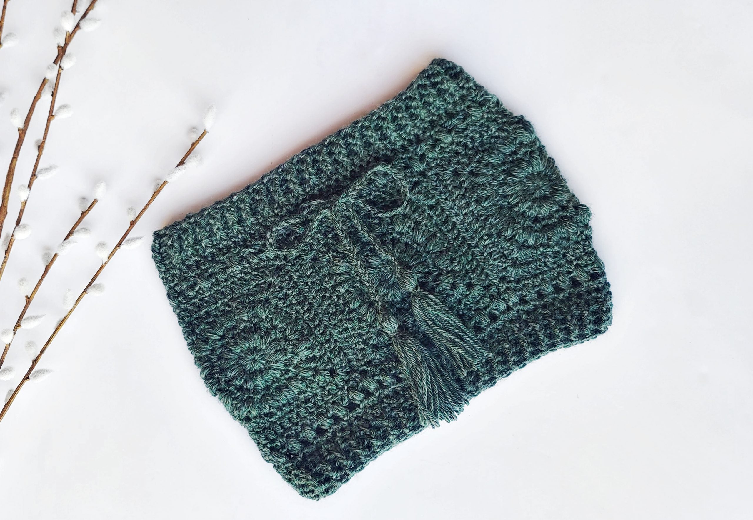 Cascade Motif Cowl