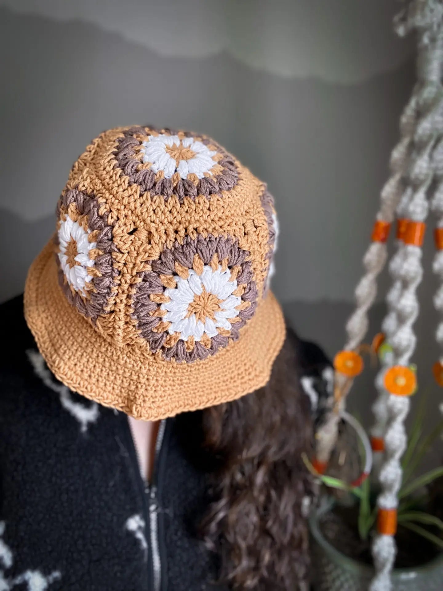Cascade Bucket Hat