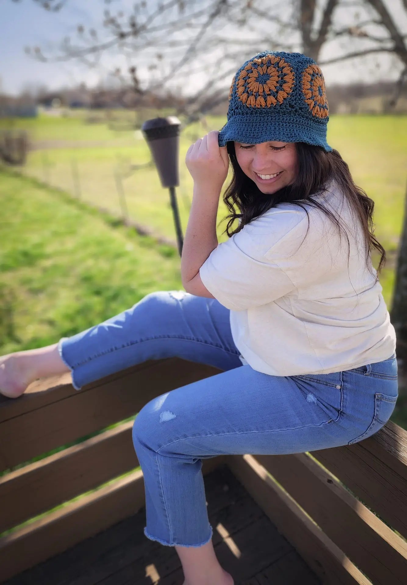Cascade Bucket Hat
