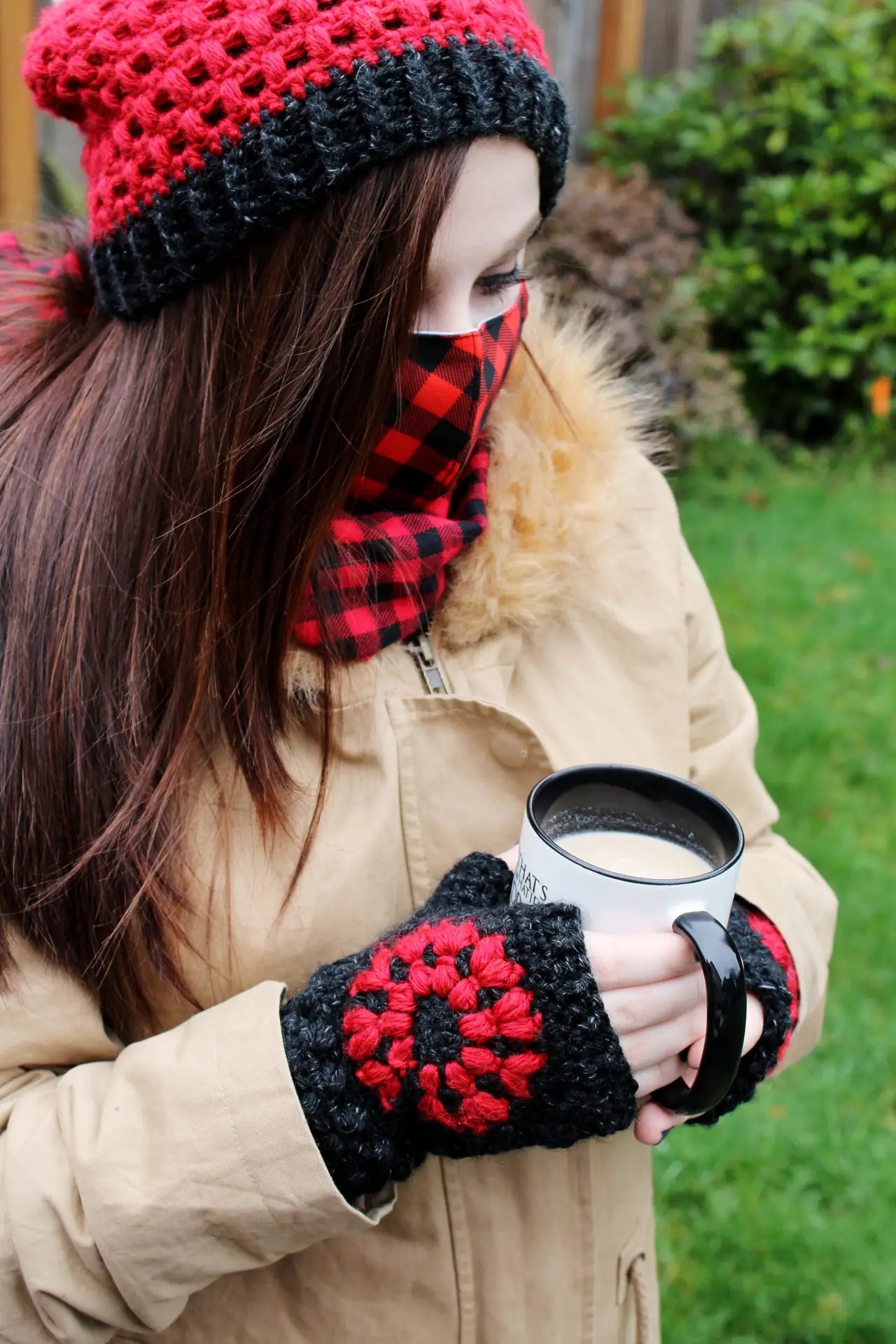 Cascade Café Mitts