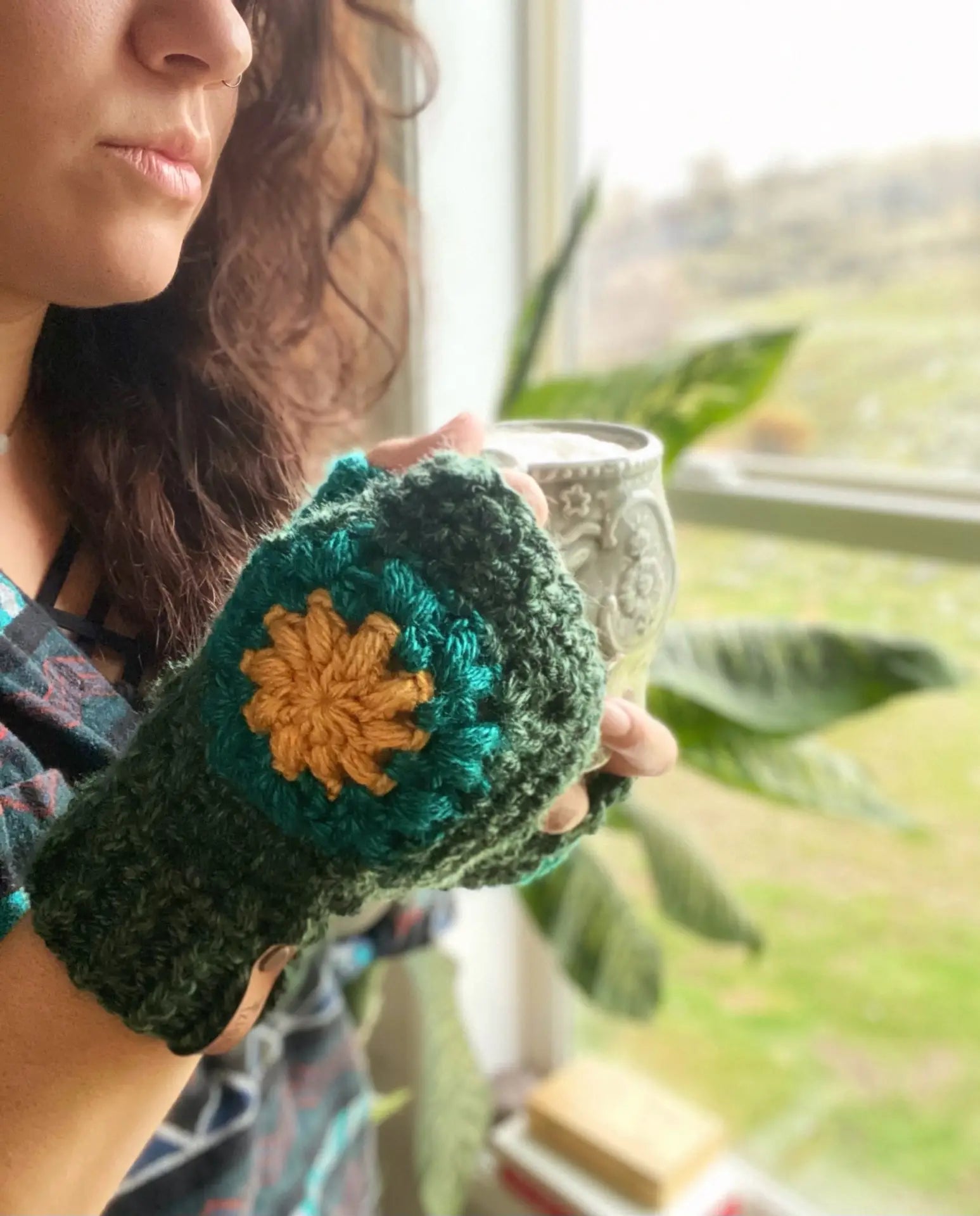 Cascade Café Mitts